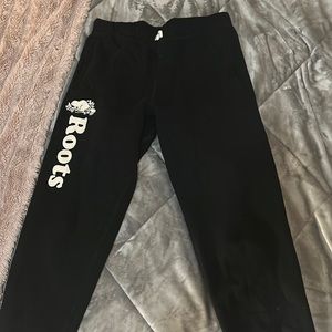 Root sweatpants barely worn